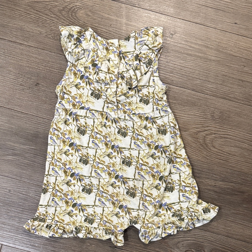 Beautiful Bamboo kate quinn Cream Floral Shorts Romper. 2T. Like New! - Picture 3 of 4